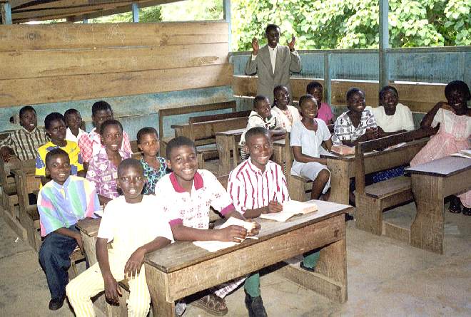 Bomso Church of Christ Childrens Sunday school class - October 2000